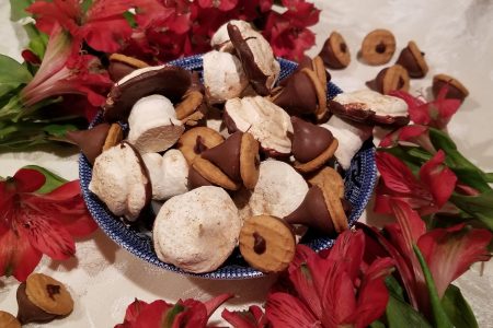 fall inspired acorn and mushroom cookies