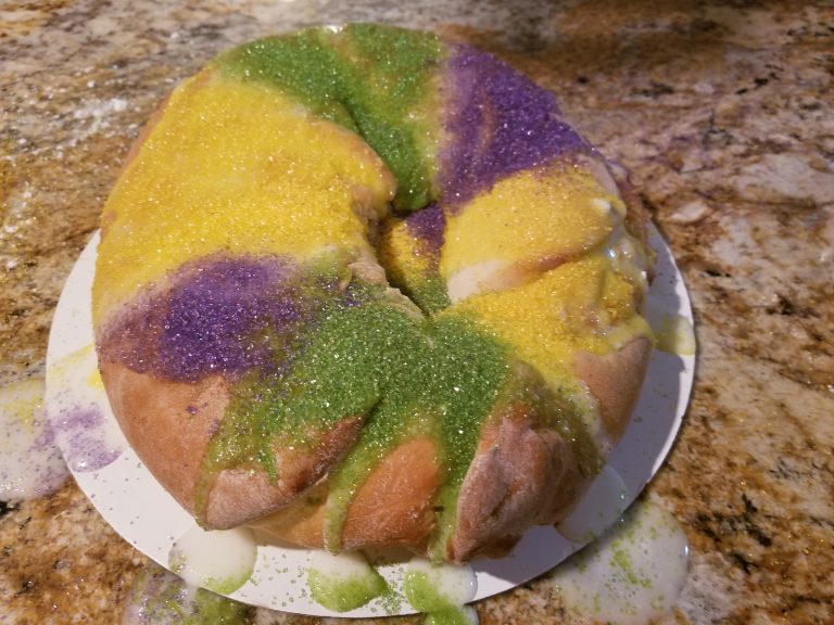 Strawberries and Cream King Cake Momleficent